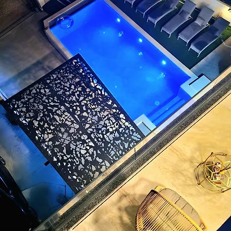 Palace Al Nera 2 Luxurius At Sea Villa *