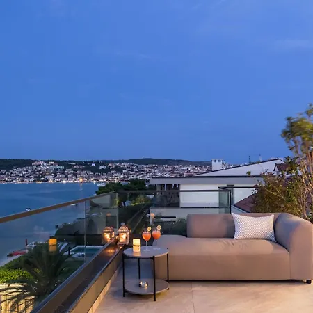 Villa Palace Al Nera 2 Luxurius At Sea Trogir